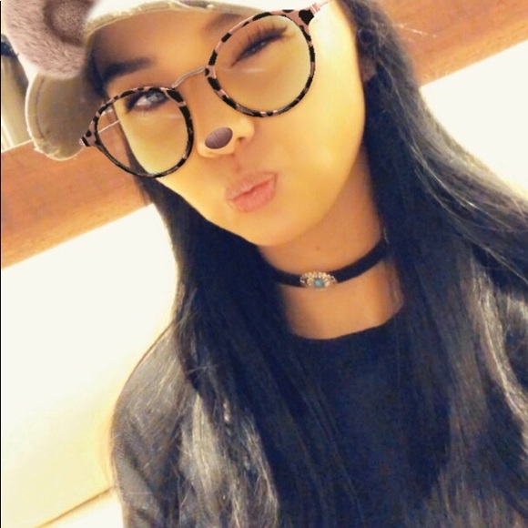 Meet your Posher, Priscilla - Picture 1 of 1